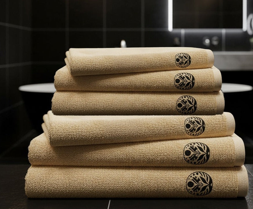 Familien-Paket <br> (3 Badetücher + 3 Handtücher)